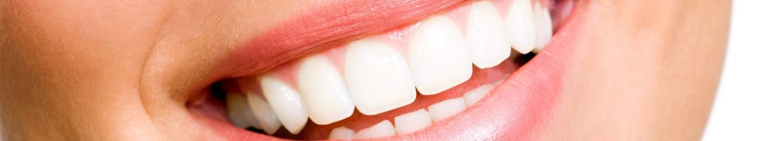 7 mauvaises habitudes à oublier pour garder de belles dents
